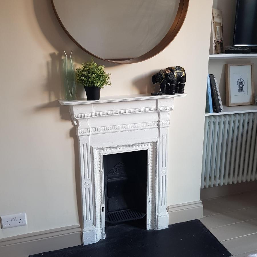 Privatunterkunft Beautiful Private In Queens Park Townhouse