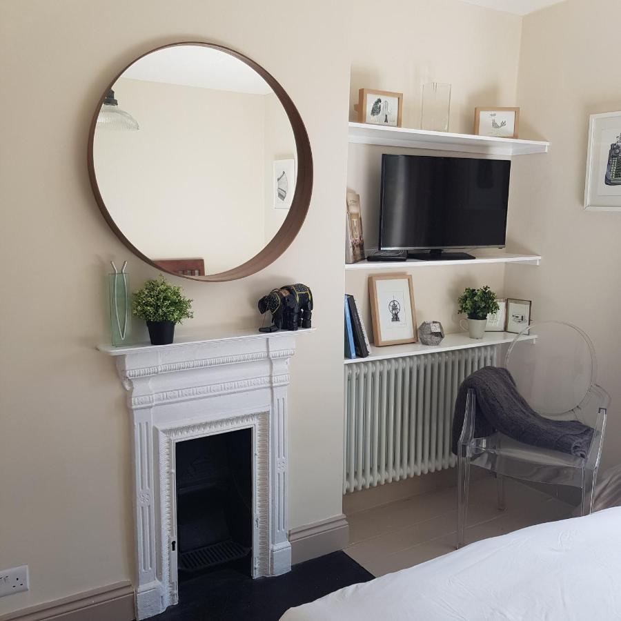 Beautiful Private In Queens Park Townhouse Privatunterkunft *