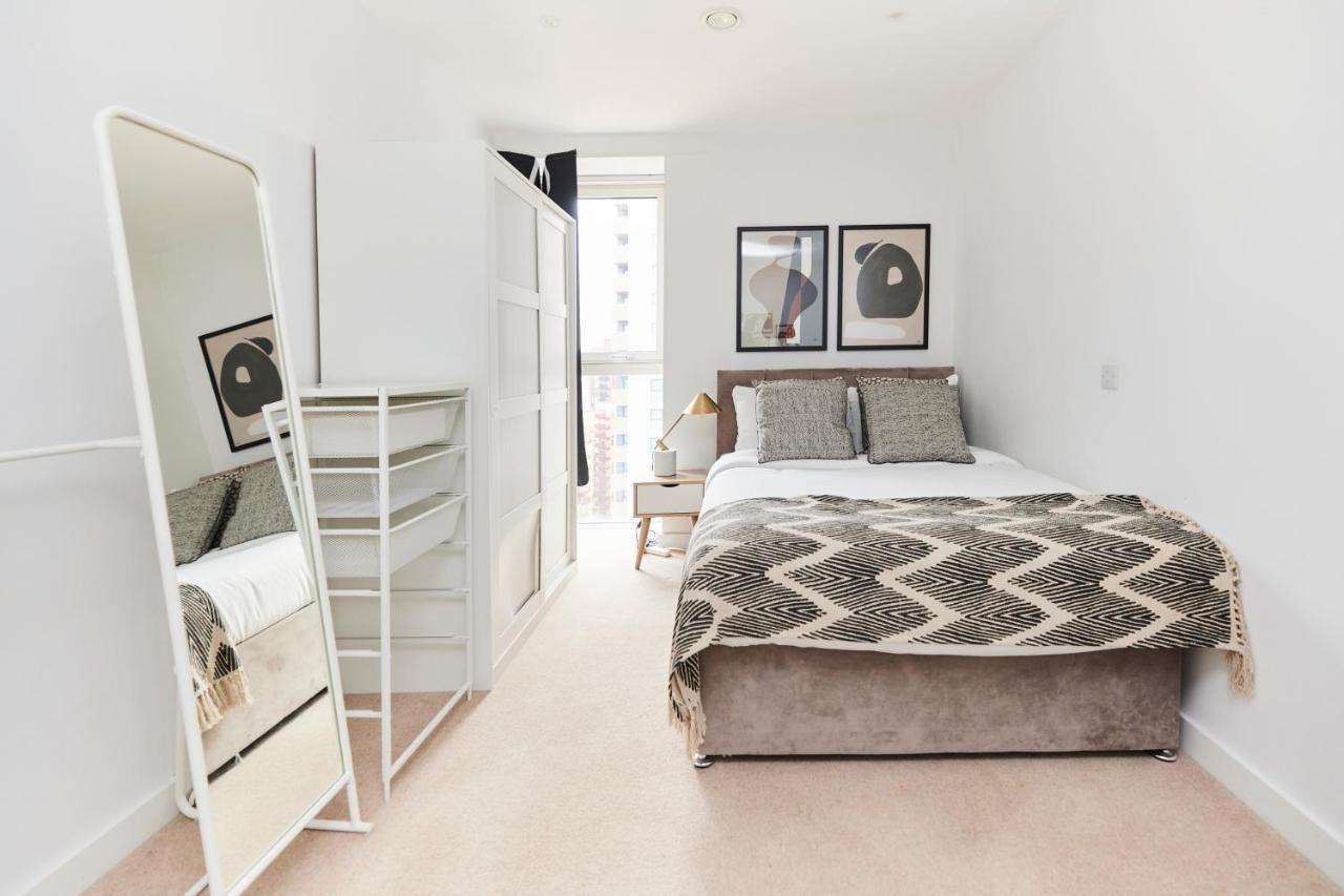 The Elephant And Castle Escape - Cozy 2bdr Flat With Balcony * London