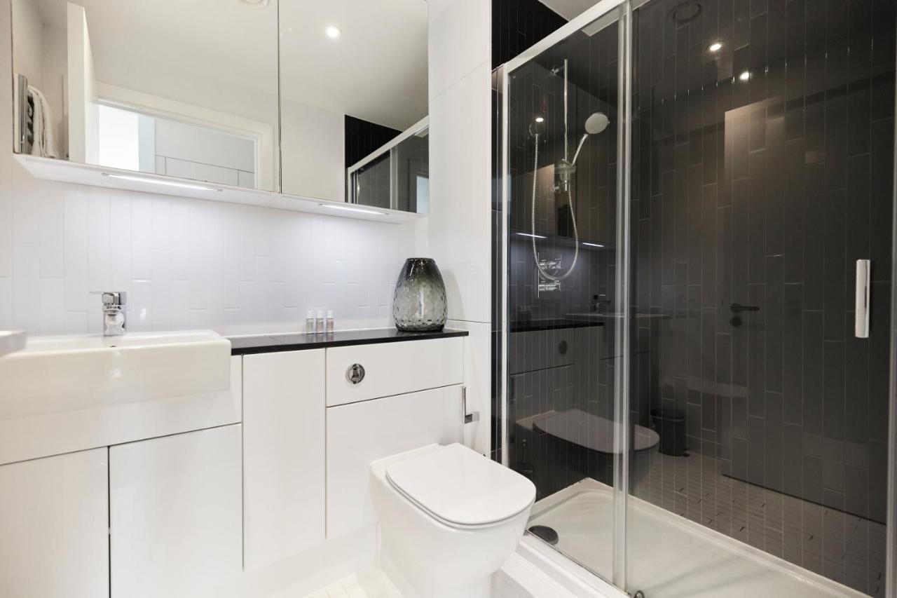 The Elephant And Castle Escape - Cozy 2bdr Flat With Balcony London