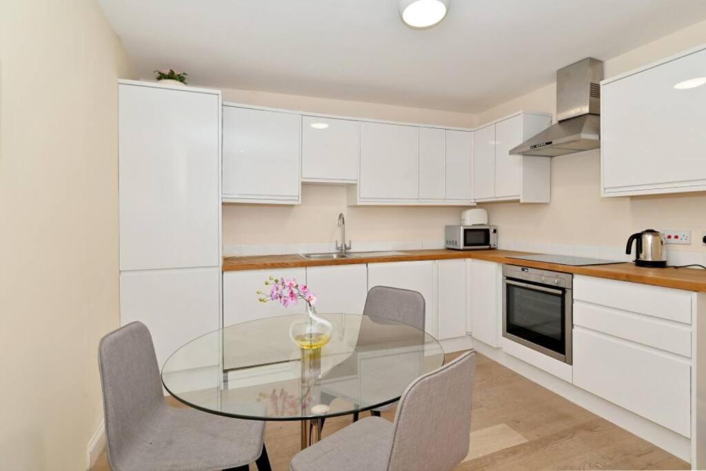 Apartment Prime Location: Modern Flat In Chelsea By Landin London