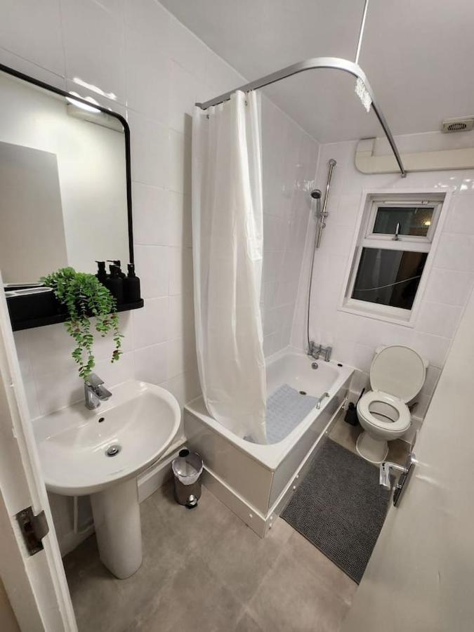 Apartment Comfy 1 Bedroom Flat *