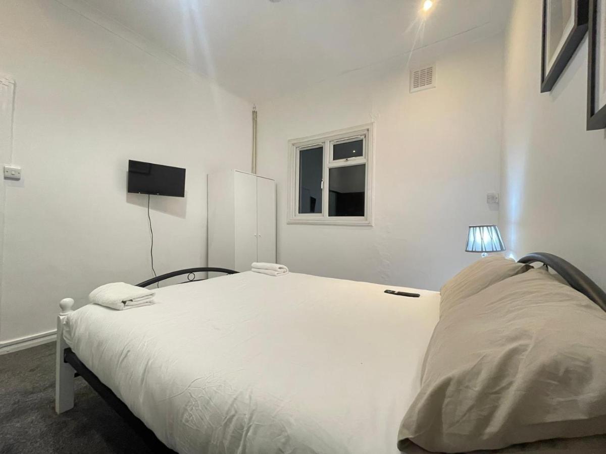 Homestay Private Double In Stratford