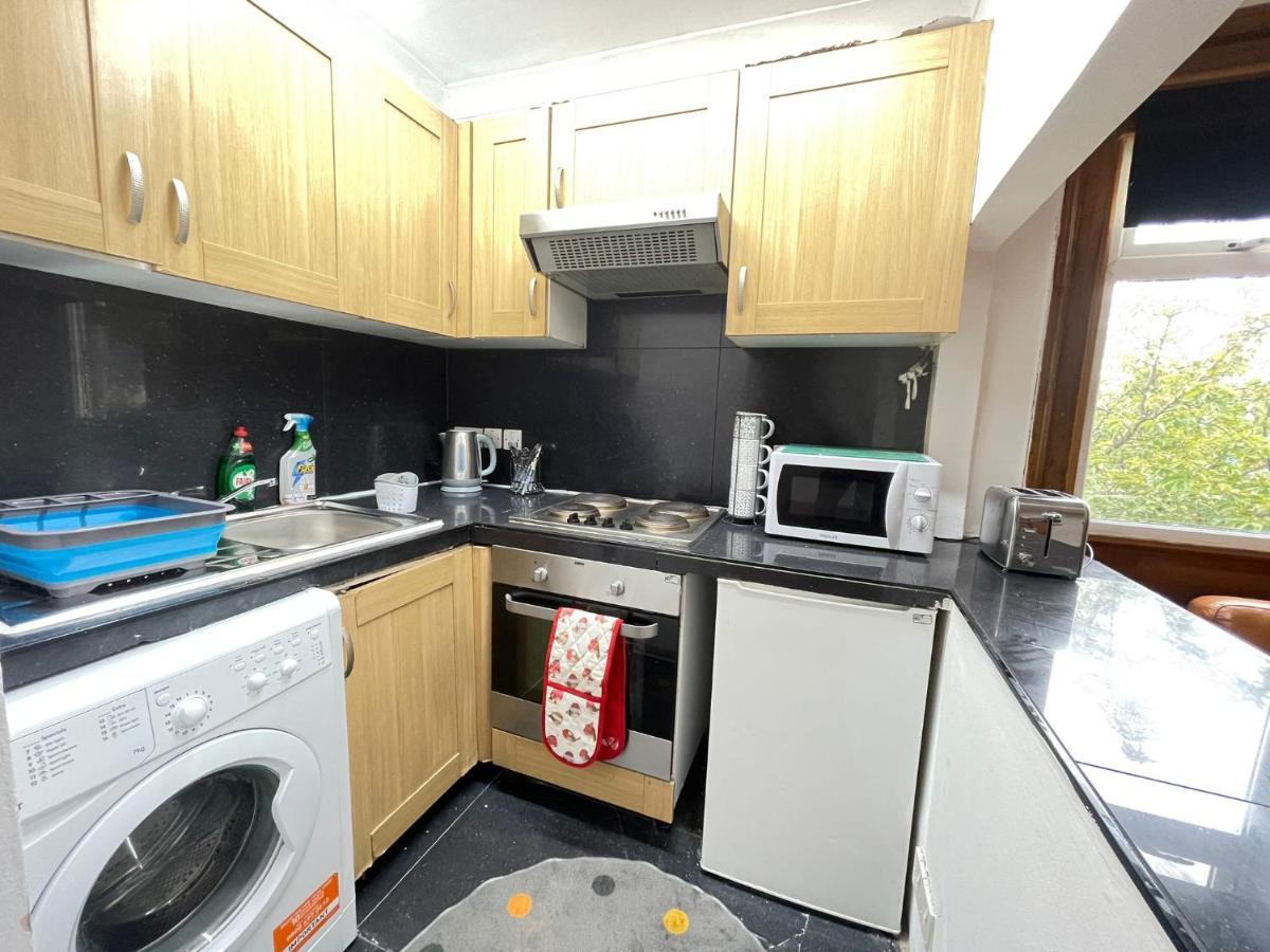 Homestay Private Double In Stratford *