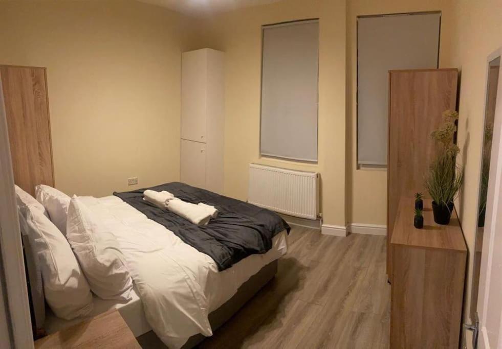 Flat 11 Brixton Hill, 1 Bedroom, 1 Bathroom Flat Leilighet *
