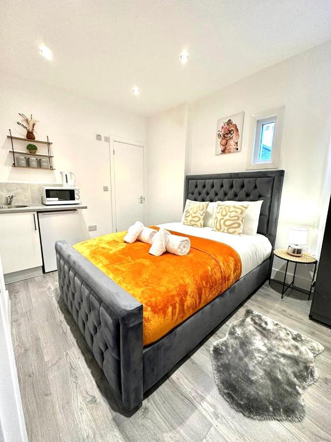 Finsbury Park Suites - Arsenal Stadium *