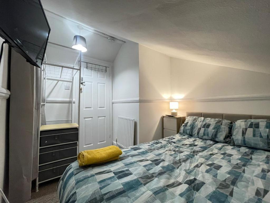 Privat overnatting Cosy With Smart Tv In Stratford