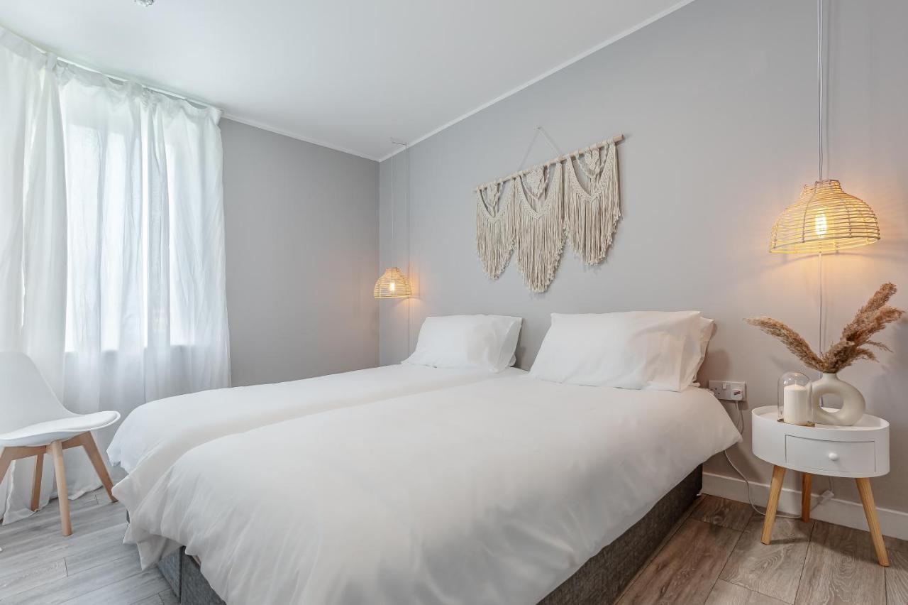 Apartment Lovely 3 Beds Penthouse *