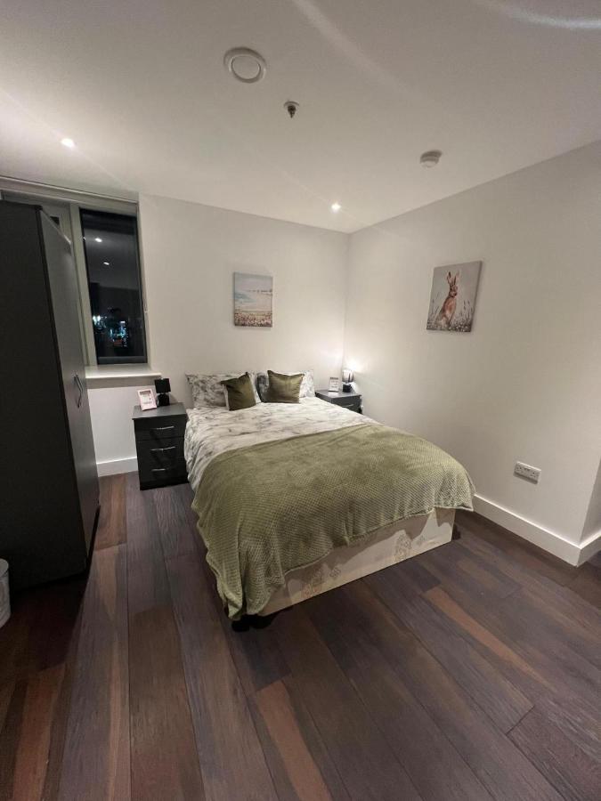 Appartement Spacious Sleep 7 Flat 20 Mins Bp65 *