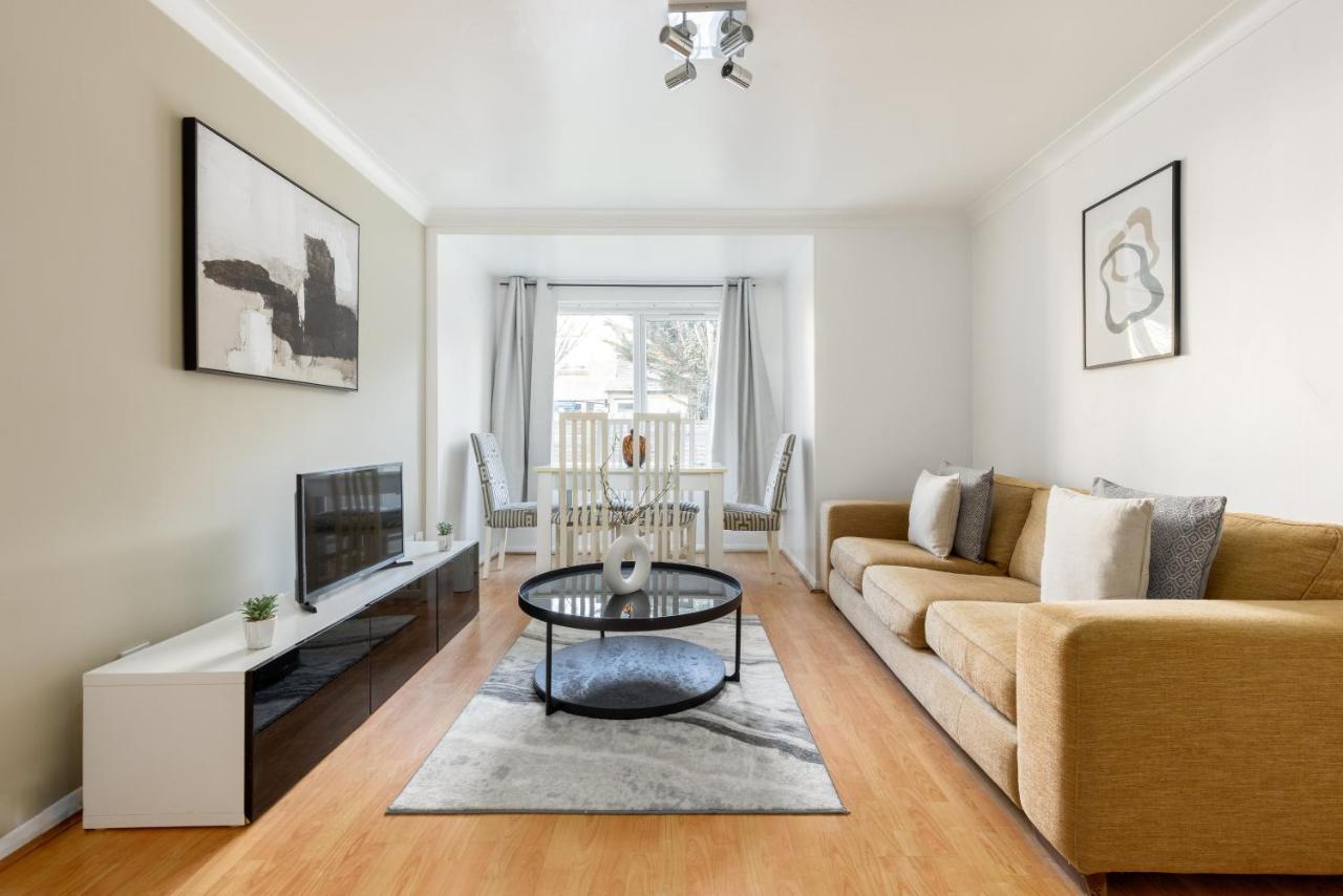 The Bridge Apartment *