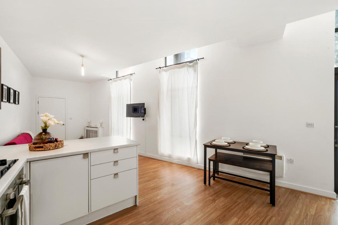 Apartment Luxury Canary Wharf 2 Bed Apt