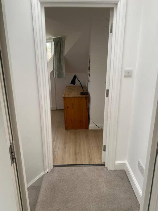 Cosy Attic Flat With Views London