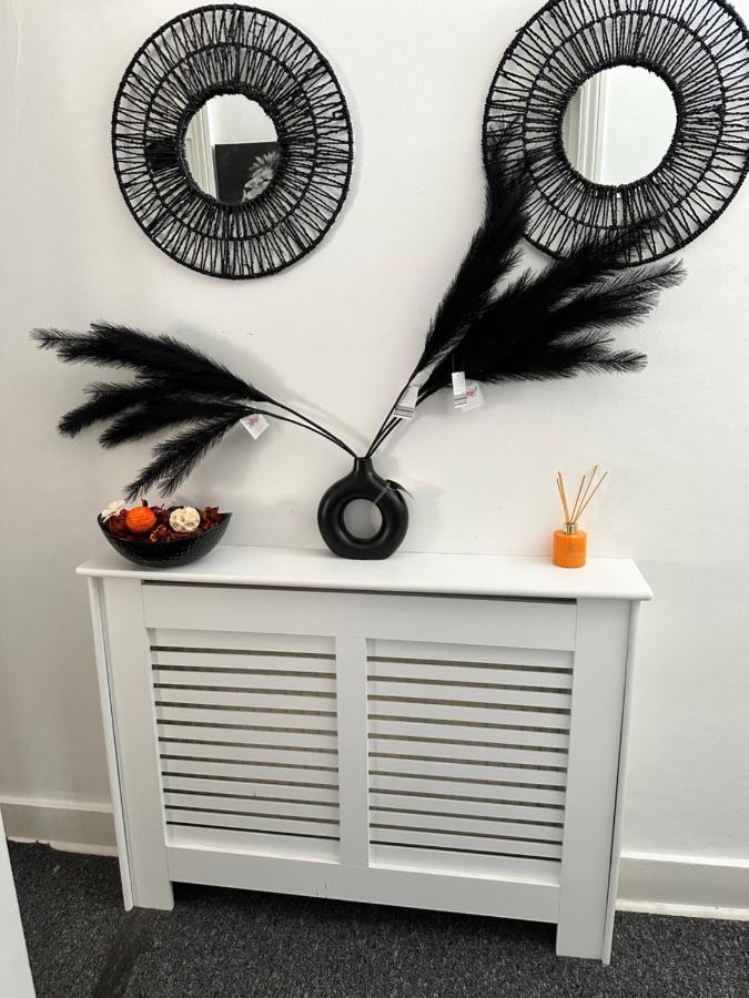 Holiday home 3 Bedroom House With Garden In Tottenham London
