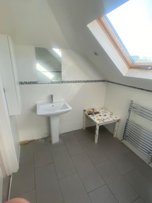 Cosy Attic Flat With Views