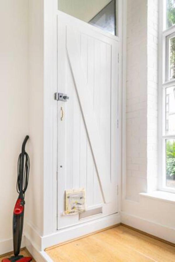 Cozy 2 Bedroom Flat - Sleeps 6 * Londen