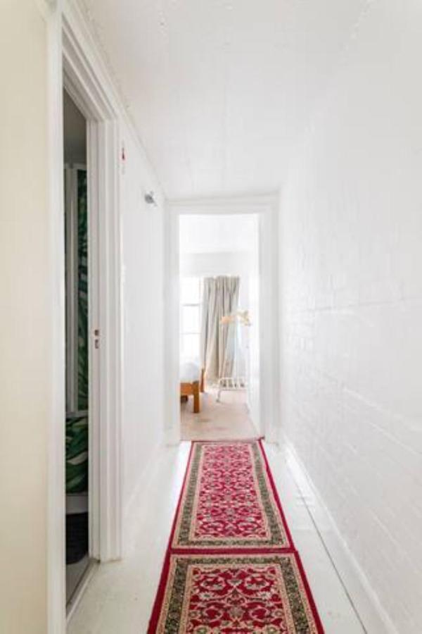 Cozy 2 Bedroom Flat - Sleeps 6 Appartement