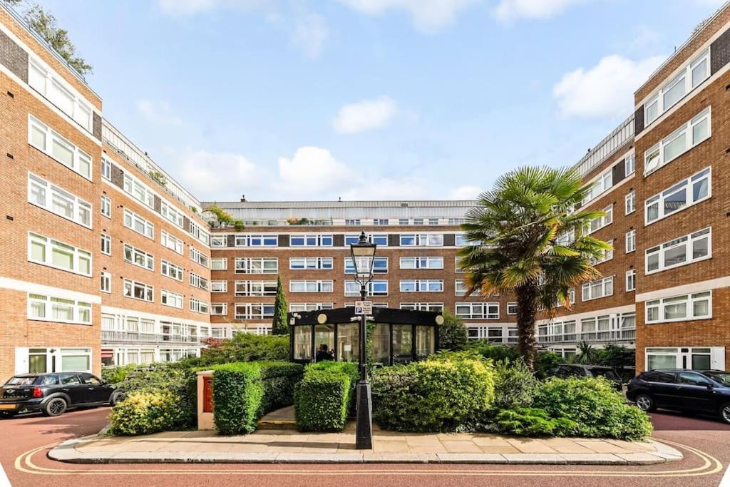 Unique 2 Bed 2 Bath Victorian Flat Regents Park Apartment London
