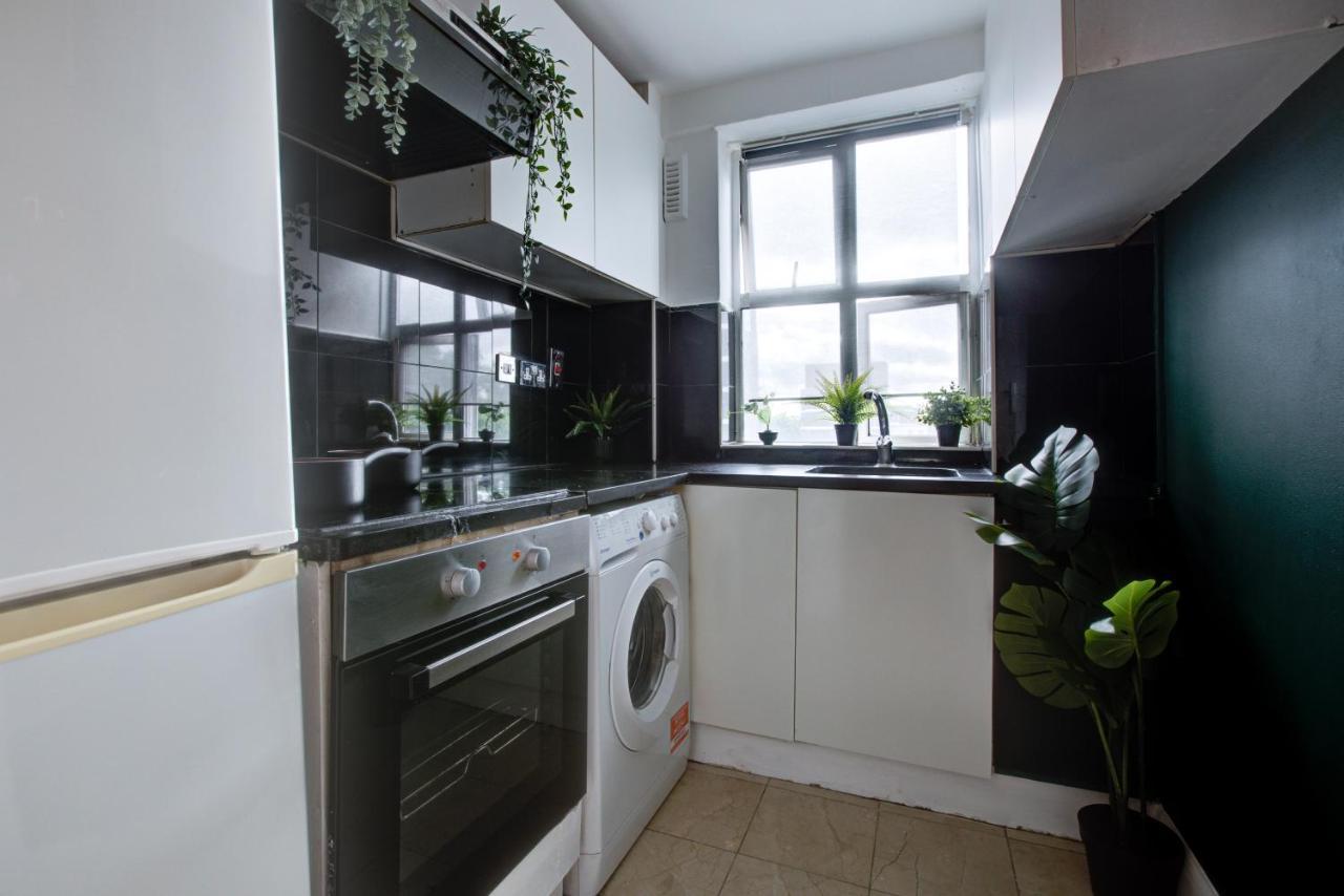 Hyde Park Private Family London