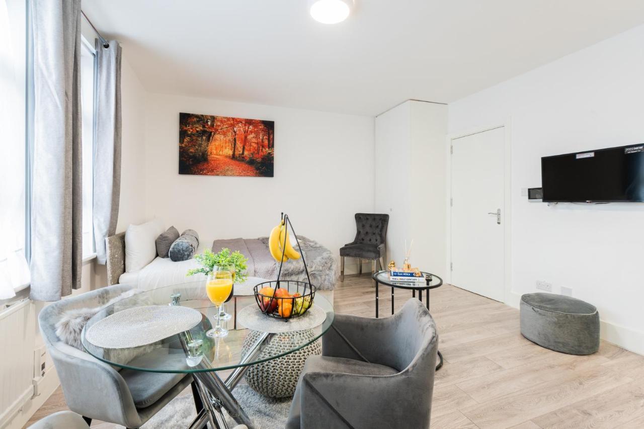 Apartment Newly Refurbished In Kensal F *