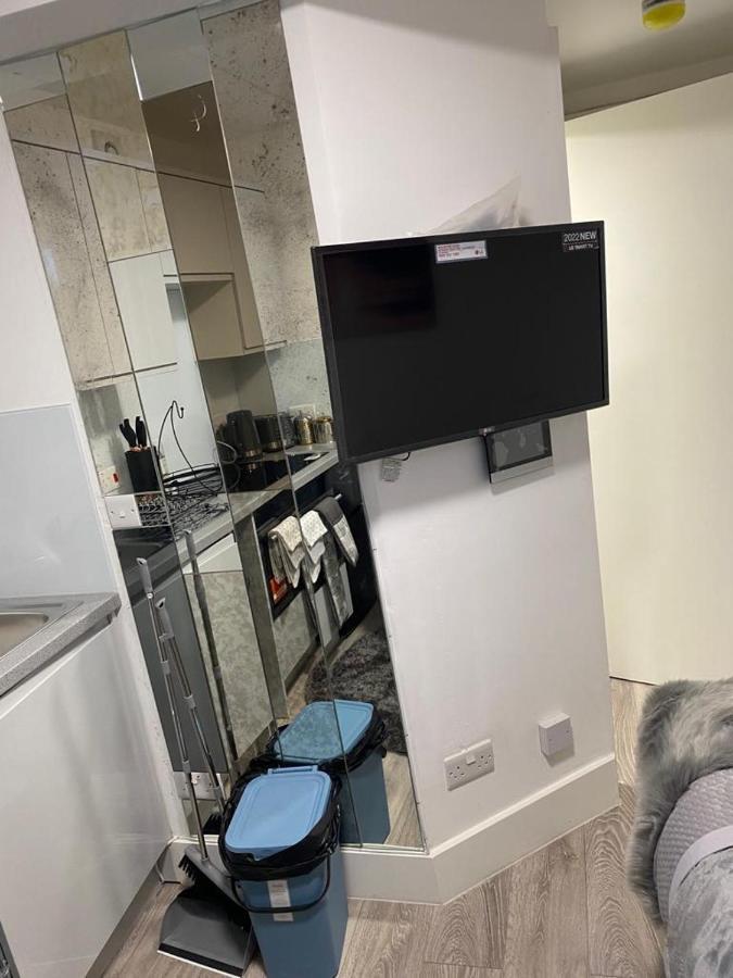 Small But Cozy Studio, Great Tube Connection Leilighet