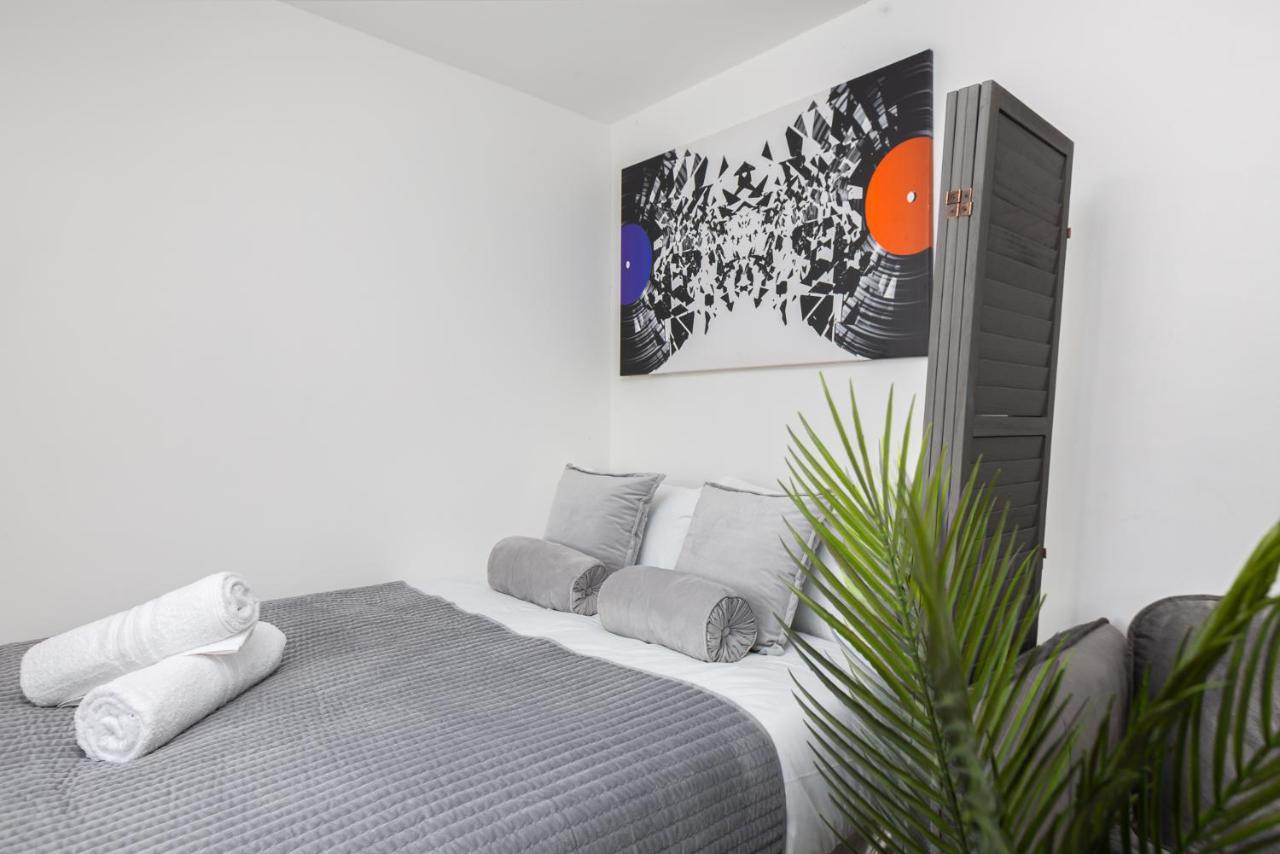 Appartement Modern Large Studio, 15 Mins Walk To Notting Hill