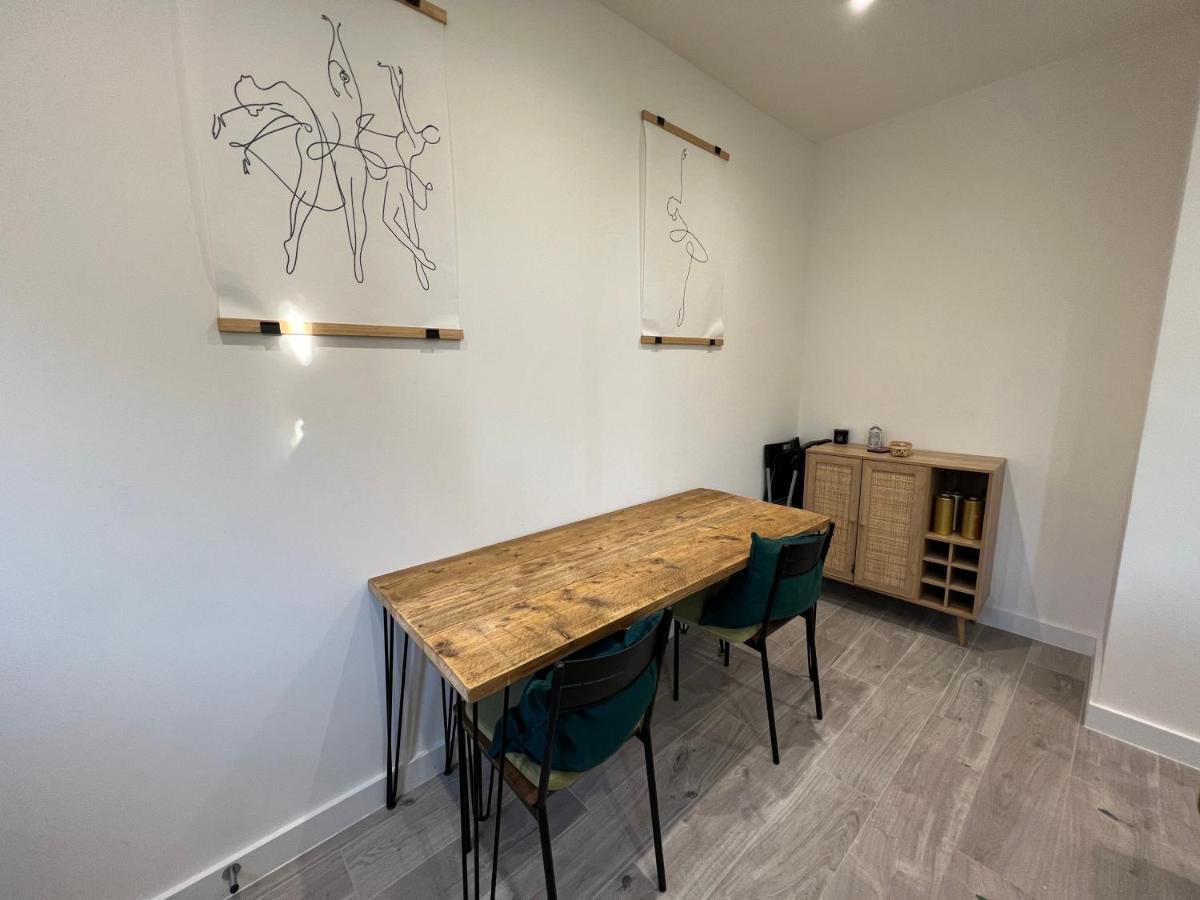 Lovely 1-bedroom Flat With Patio Leilighet *
