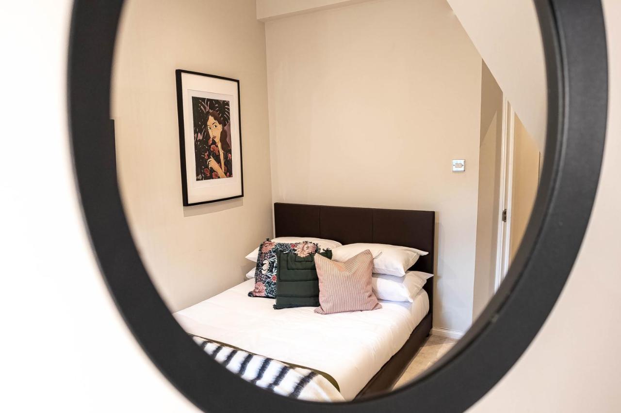 Stunning Two Bedroom Luxe View Near To Kings Cross Station Apartment *