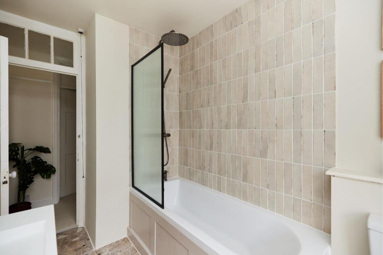 Apartment The Kilburn Crib - Stunning 3bdr Flat *