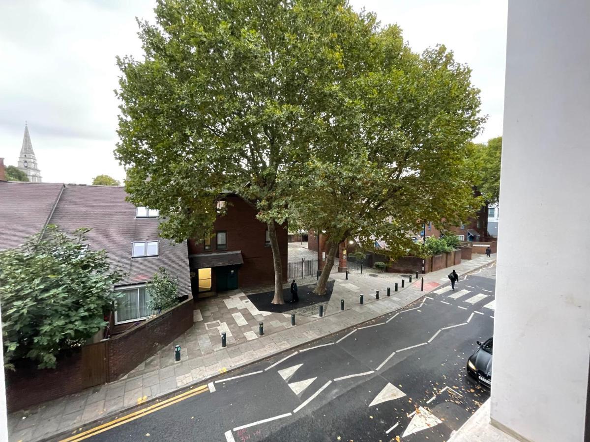 High Standing Flat Spitalfields/liverpool St Apartment