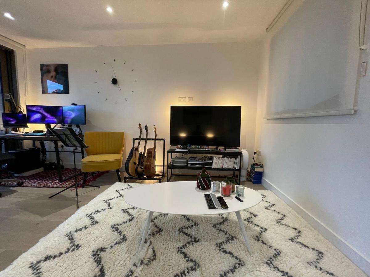 High Standing Flat Spitalfields/liverpool St * London