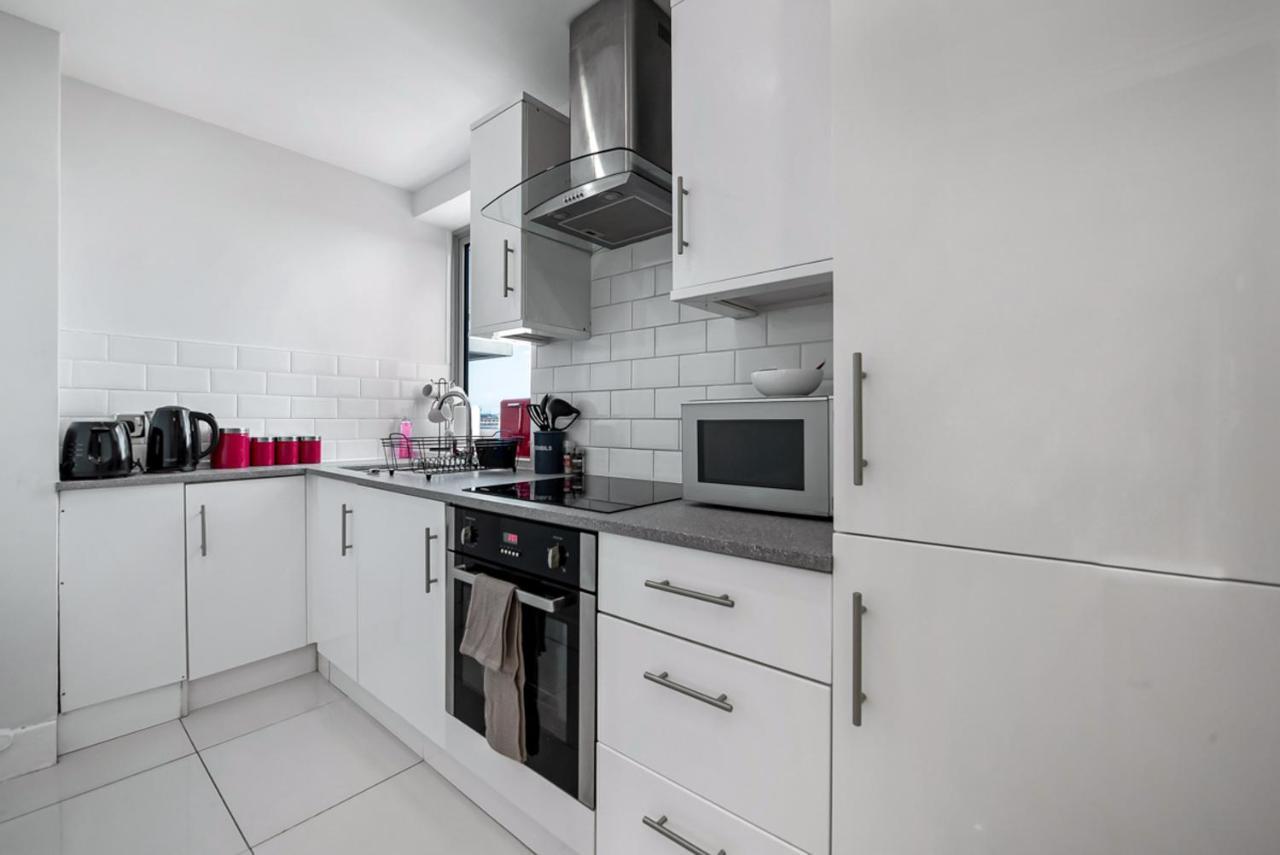 Stunning Flat On King's Road, Chelsea With Balcony Apartamento