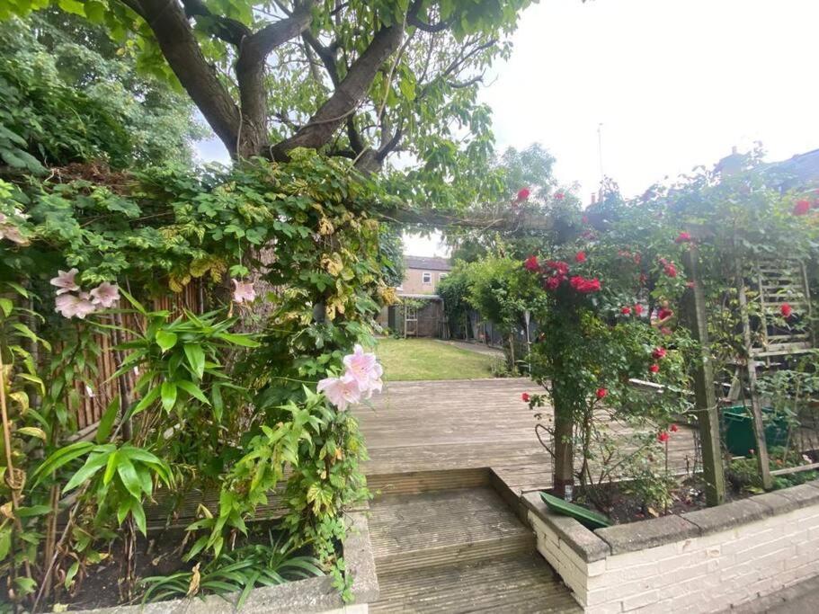 Elegant Flat In A Fantastic Area Vakantiehuis Londen