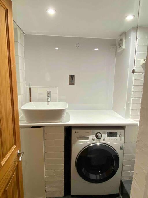 Vakantiehuis Elegant Flat In A Fantastic Area *