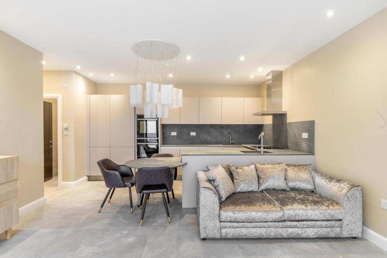 Beautiful 1-bed In Golders Apartment London