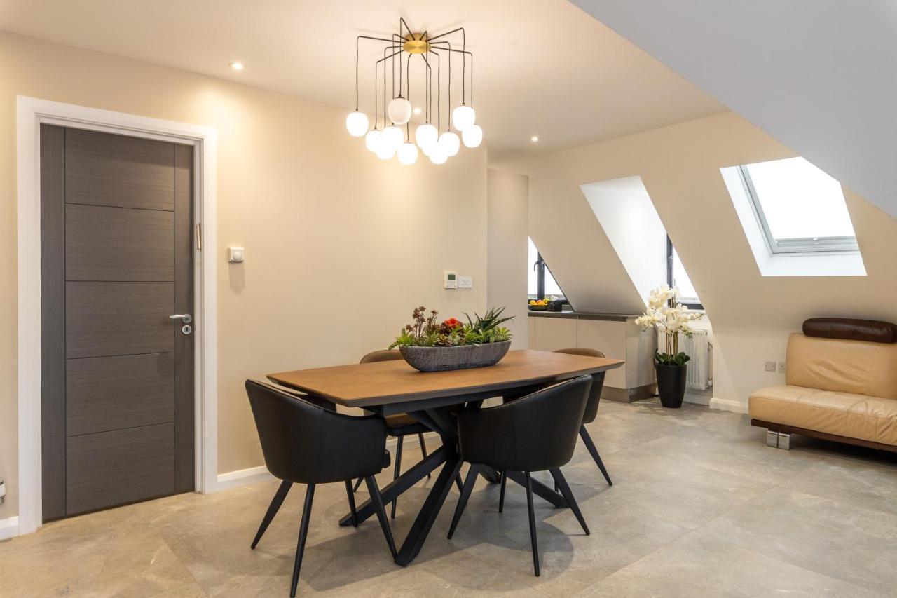 Beautiful 2-bed In Apartment London