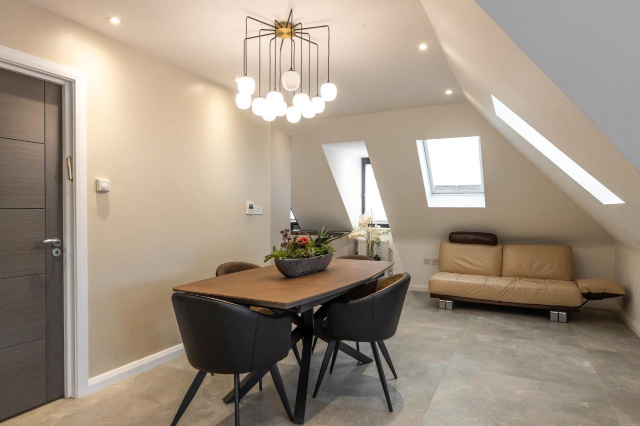Beautiful 2-bed In Apartment