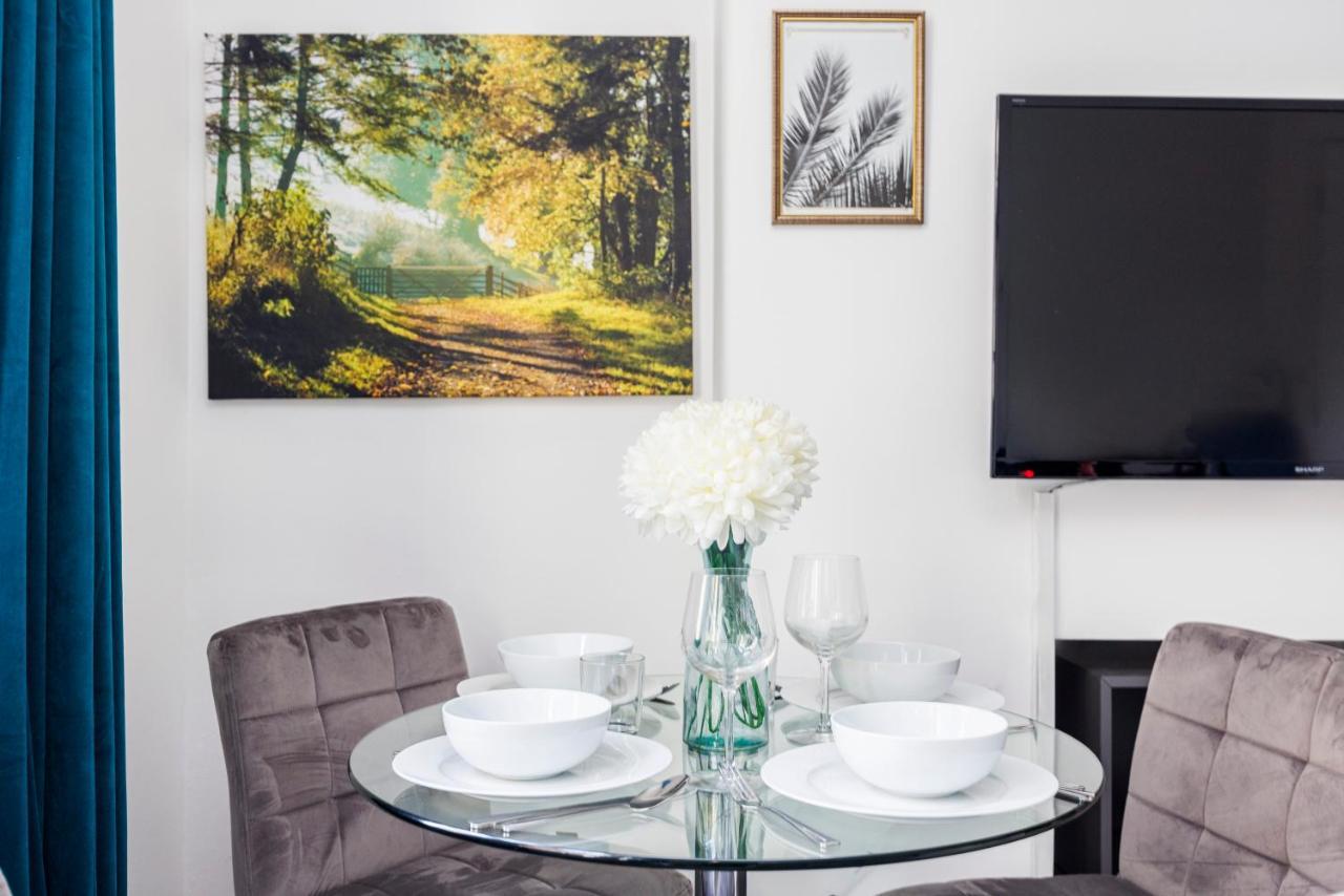 Apartment 2 Bed London