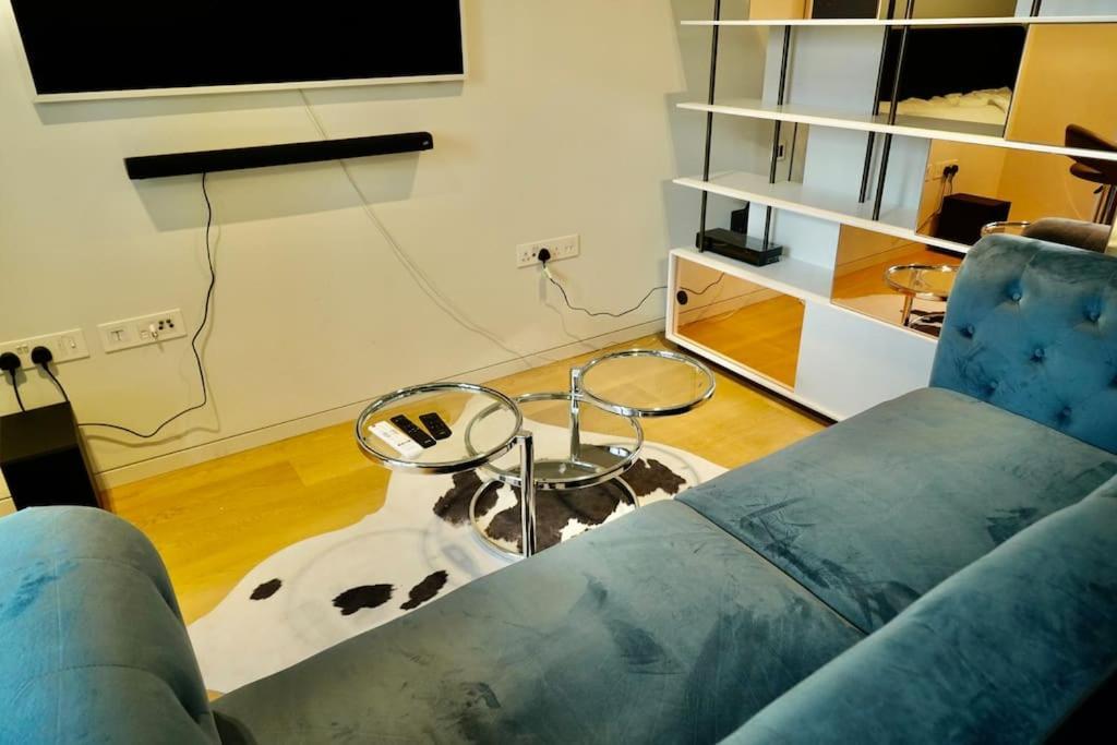 Studio By Eye *