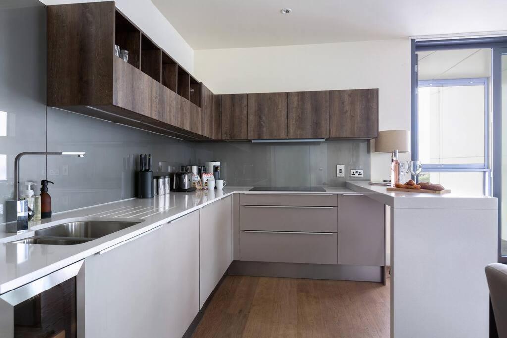 Amazing Penthouse Flat - Battersea - Nine Elms Apartment London