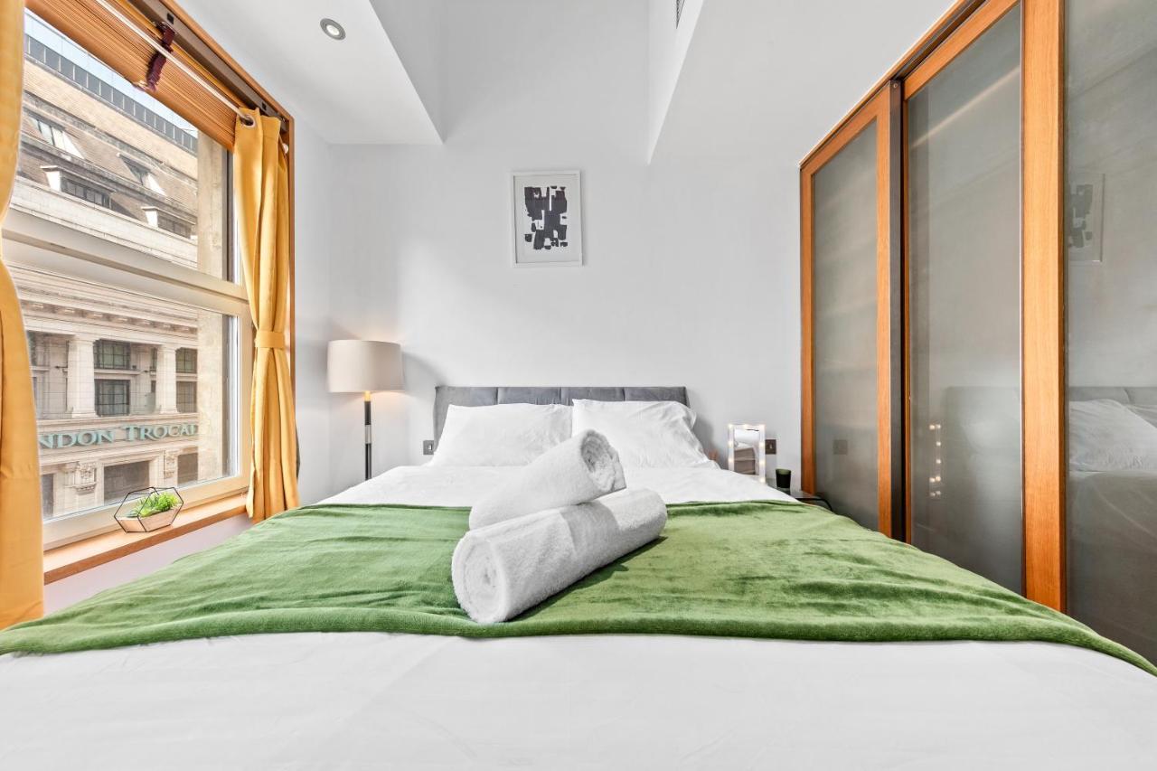 Piccadilly,stjames,mayfair In Heart Of Hy17