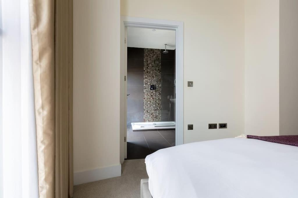 Amazing Penthouse Flat - Battersea - Nine Elms Apartment *