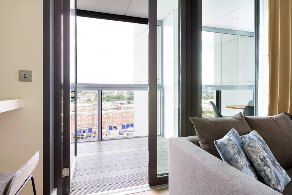 Amazing Penthouse Flat - Battersea - Nine Elms Apartment *