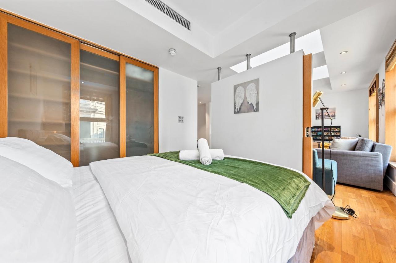 Piccadilly,stjames,mayfair In Heart Of Hy17 * London