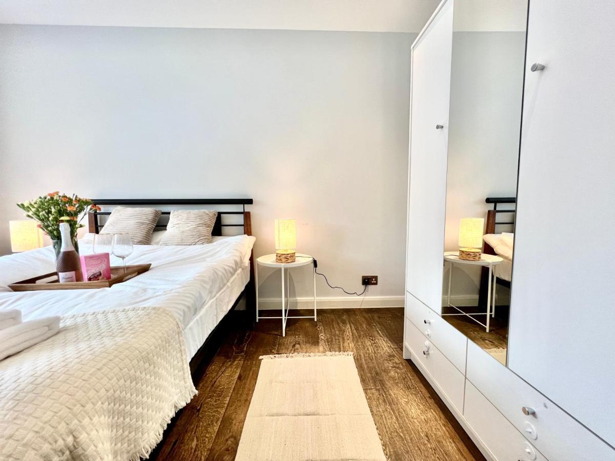 Happy And Cosy Apartment London