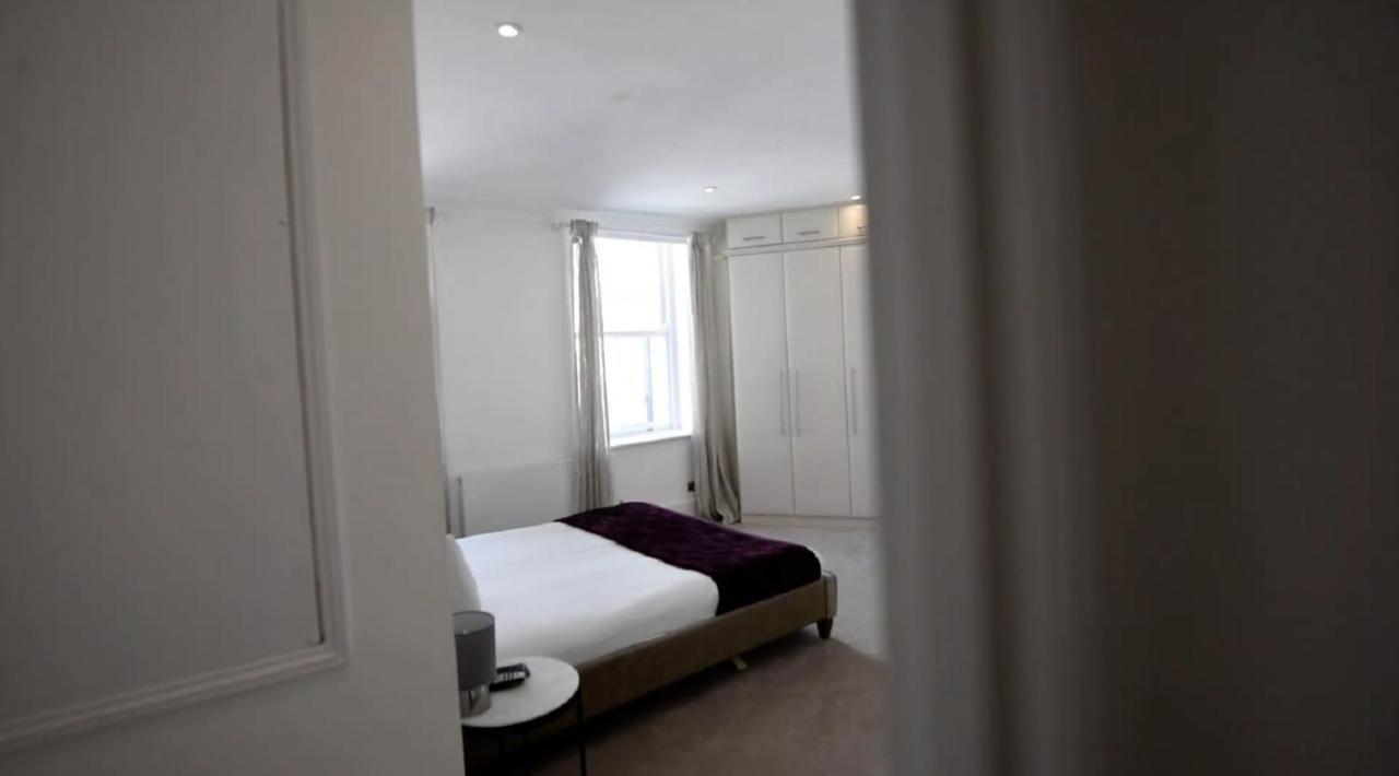 Apartment Beautiful 2-bed Flat In London