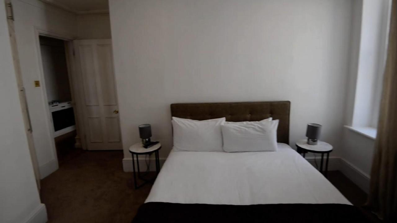 Beautiful 2-bed Flat In Apartment London