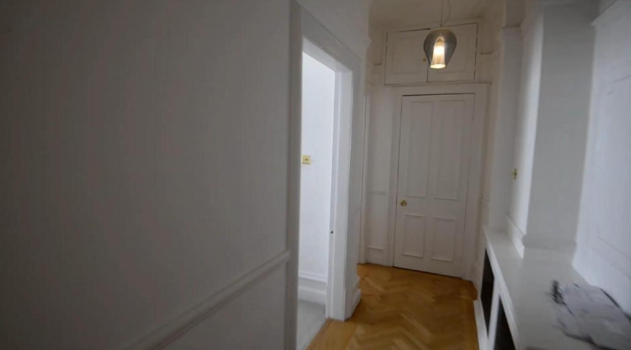Beautiful 2-bed Flat In London