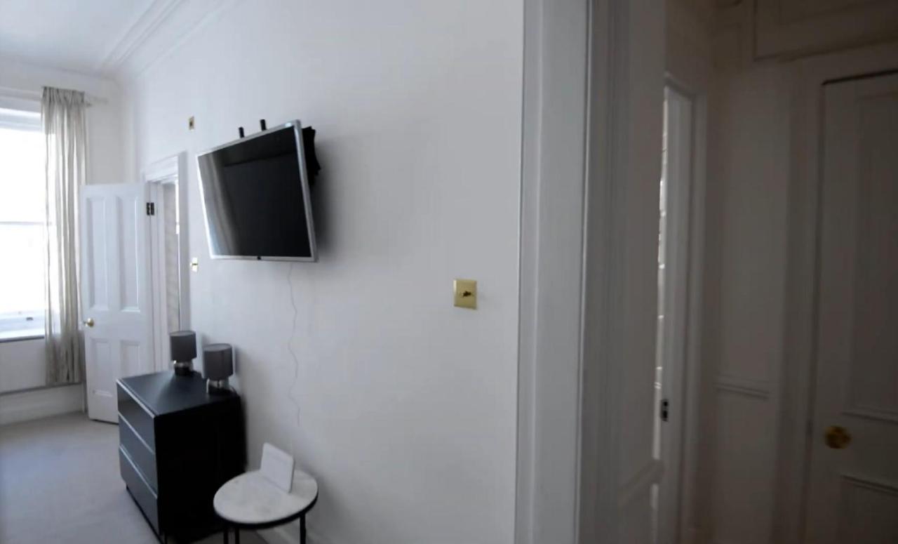 Beautiful 2-bed Flat In Apartment