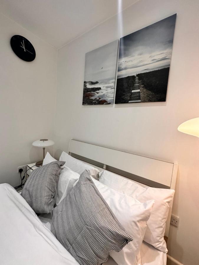 Double And Single In Bromley By Bow Pensión Londres