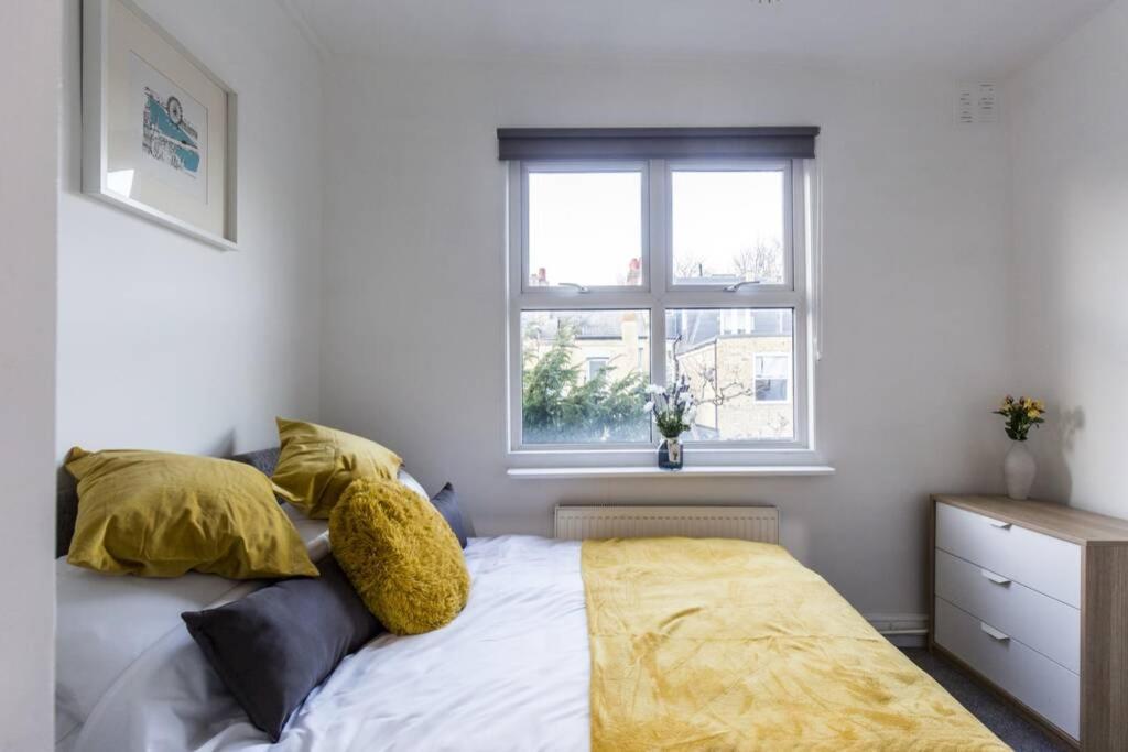Fulham Fancy - Cosy 4 Bedroom With Garden Near Hammersmith And Fulham By The River ! * London